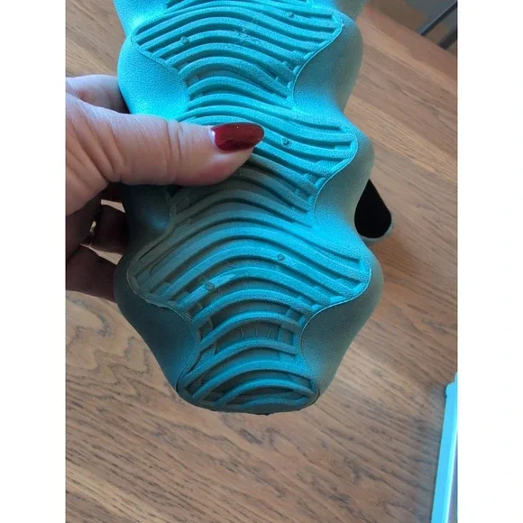 Dreamerz Cloud 450 Sneakers" Black &Blue-Sz 41 EU 8.5 US EUC - Picture 7 of 7